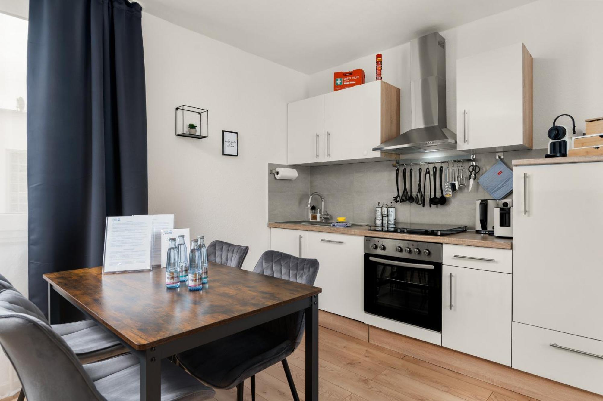 Free Living - City Design Apartments, Zentrum, Outlet, Balkon, Kueche 沃尔夫 外观 照片