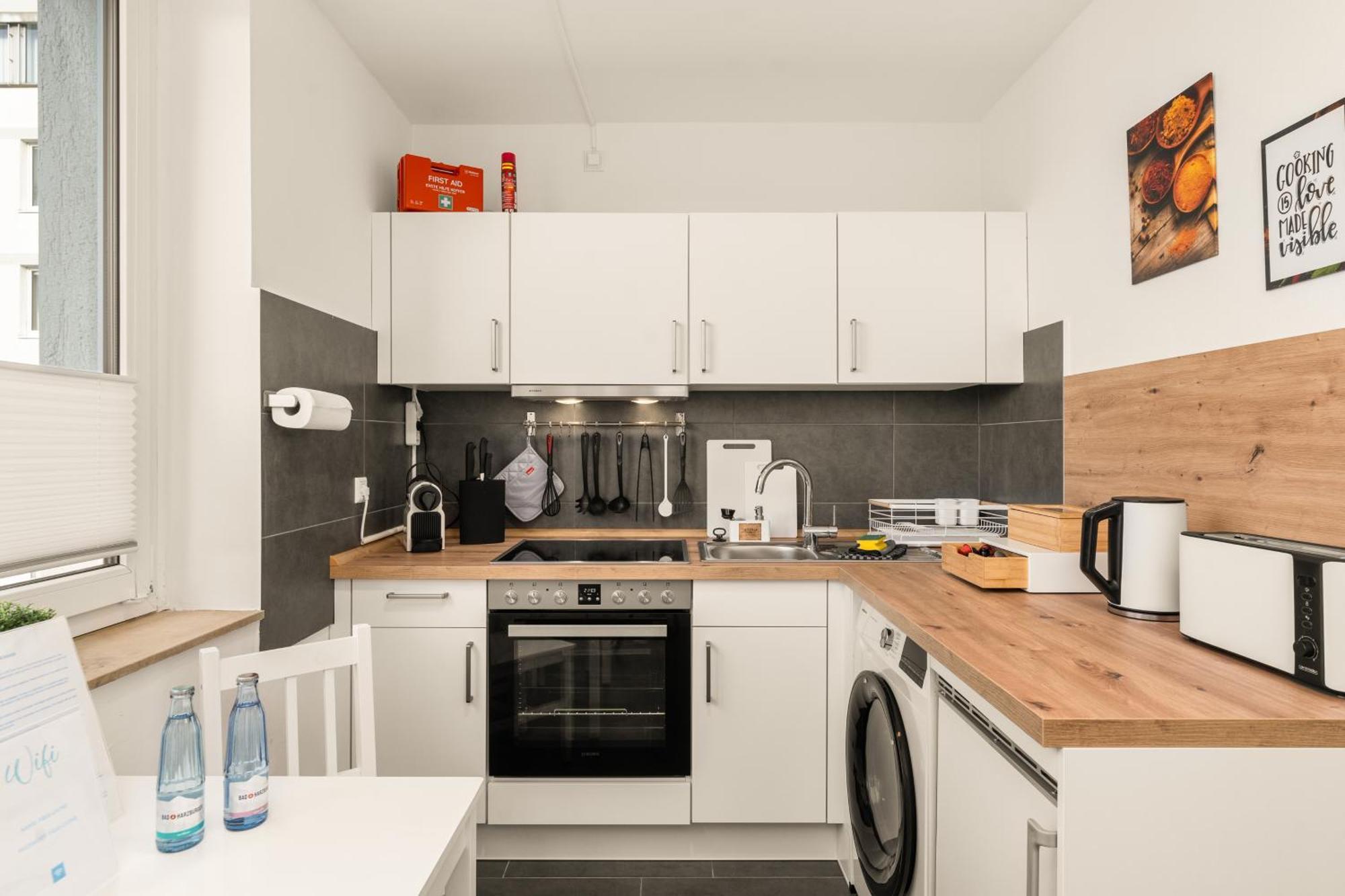 Free Living - City Design Apartments, Zentrum, Outlet, Balkon, Kueche 沃尔夫 外观 照片